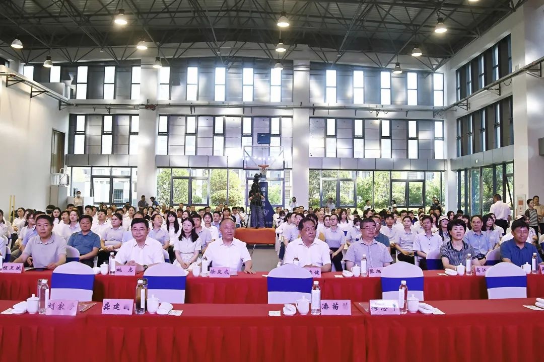 C7娱乐