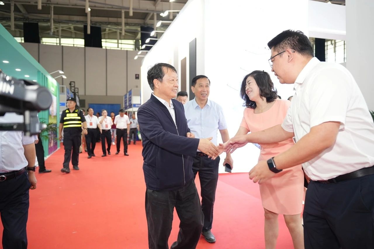 C7娱乐