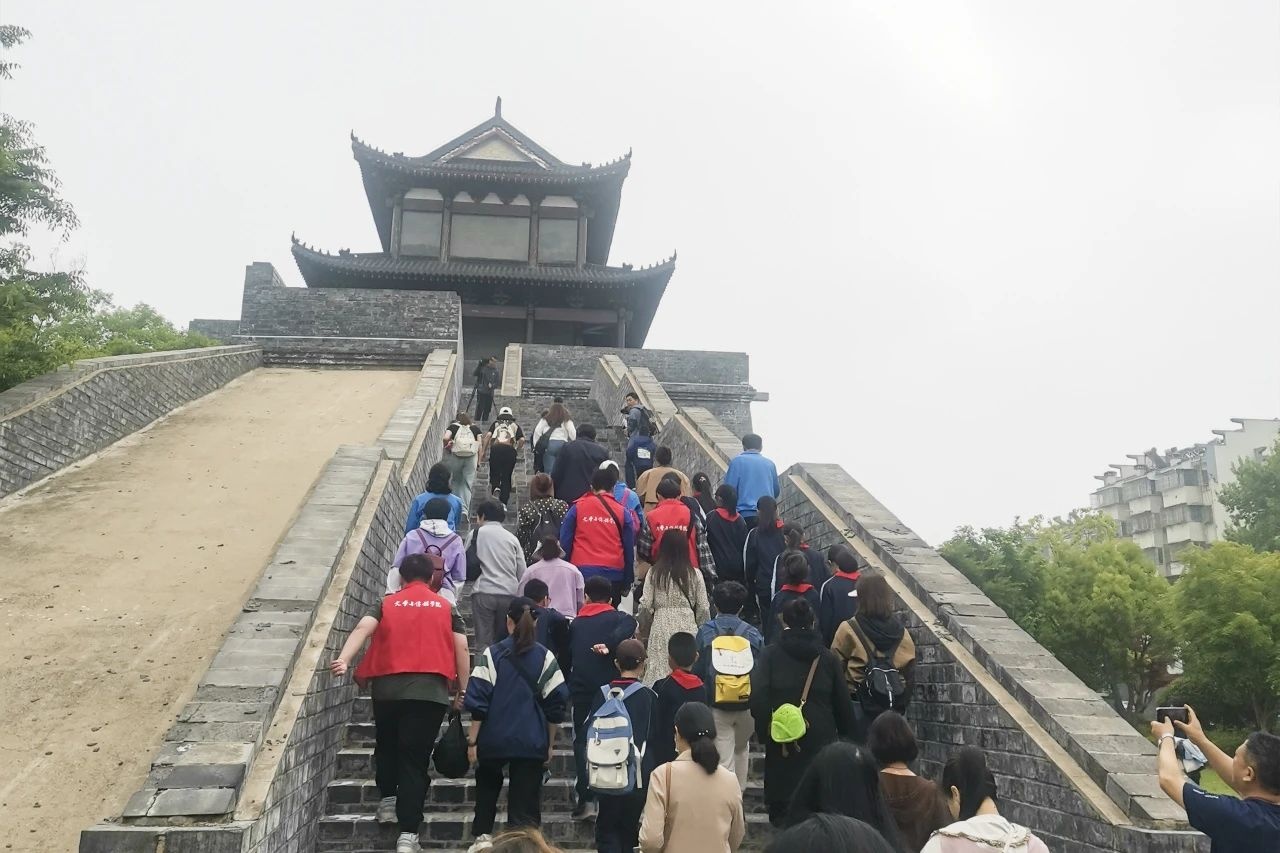C7娱乐