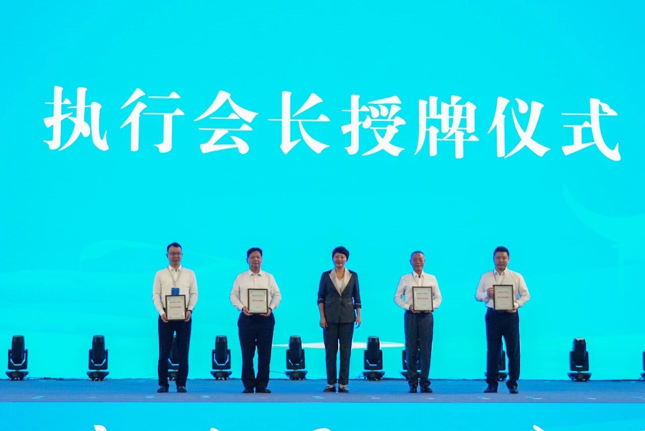 C7娱乐
