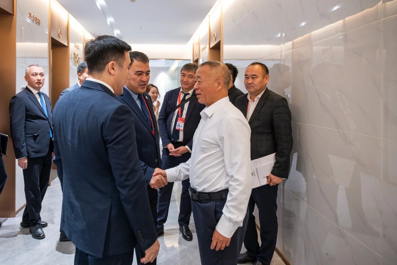 C7娱乐
